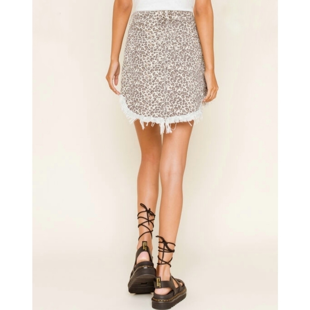 🌸 NEW Free People | Bailey Leopard‎ Print Denim Skirt 29 - Picture 3 of 15